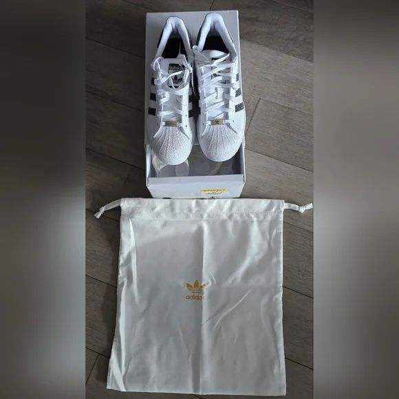 NIB - adidas Superstar Swarovski White Black dust bag Included Size 6.5 Womens - Picture 7 of 10